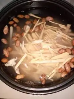 Make Potato peanut congee step 1