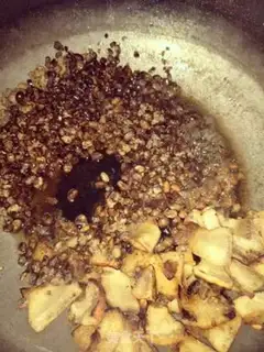 Make Creamed onion beans step 3