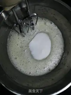 Make Strawberry yogurt cake step 6