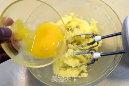 Make Wheat waffles step 1