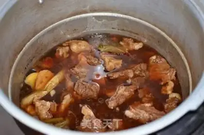 Make Spicy beef noodles step 9