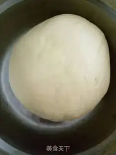 Make Blueberry cream buns step 3