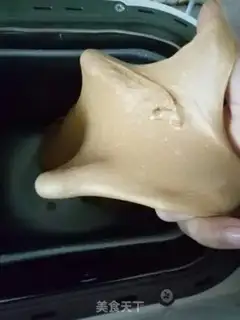 Make Red-tree sugar toast step 6