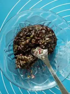 Make Blueberry cream buns step 5