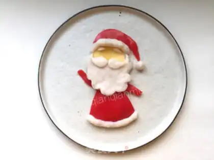 Make Santa platter step 3
