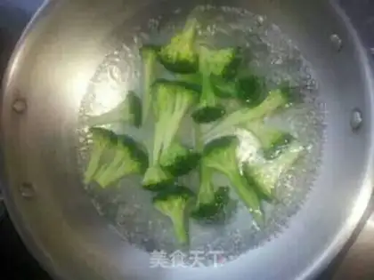 Make The salad tree step 1