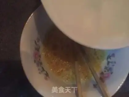 Make Slipped eggs step 1
