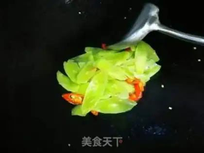 Make Cleaning up peanuts step 4