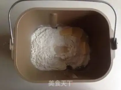 Make Rose Cow Rolling Sugar step 0