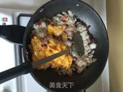 Make Egg fried rice step 1