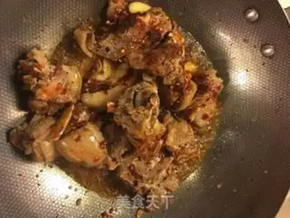 Make Spicy lamb hotpot step 1