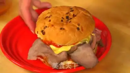 Make Super-class cheese and beef burgers step 7