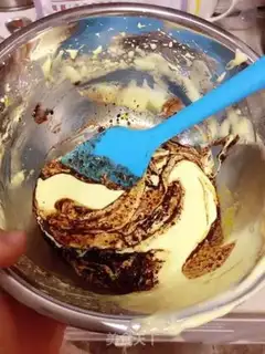 Make Chocolate cupcakes step 4