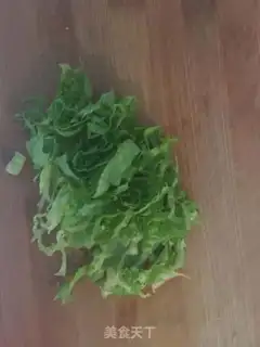 Make A simple breakfast sandwich step 1