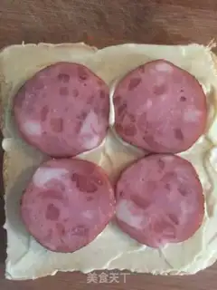 Make A simple breakfast sandwich step 4
