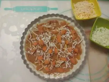 Make Black pepper chicken pizza step 17