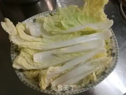 Make Garlic fan dolls step 5