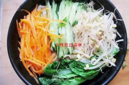 Make Four-coloured noodles step 5
