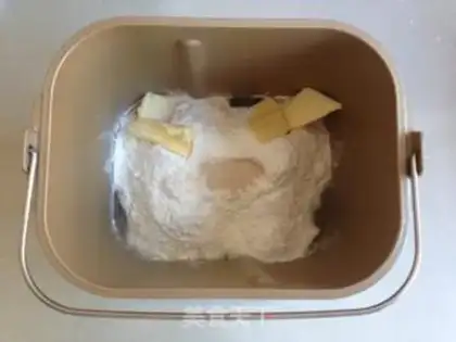 Make Creamy pelvis bag step 1