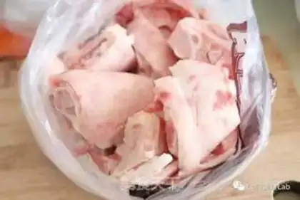 Make Pig hoofs dry step 0
