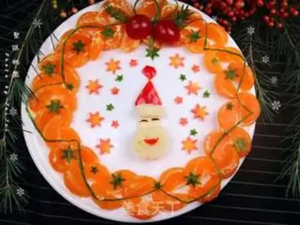 Make Christmas fruit platter step 14