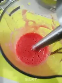 Make Strawberry Moose step 0