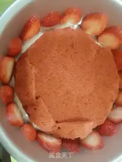 Make Strawberry Moose step 1