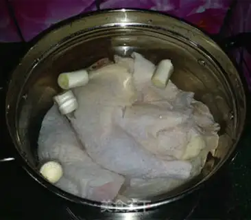 Make Old chicken soup step 3