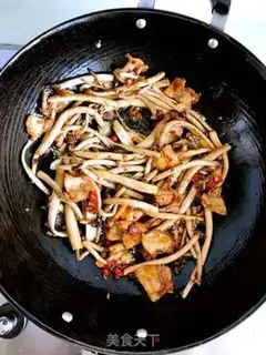 Make A dry pot of tea and mushrooms step 5