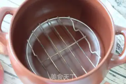 Make Cinnamon roasted potatoes step 1