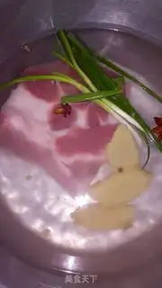 Make Garlic white meat step 1