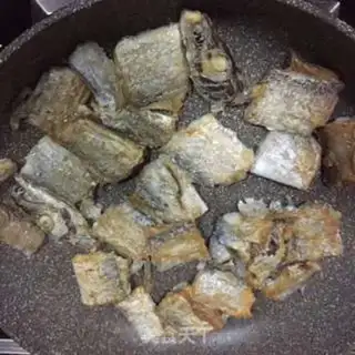 Make Red-fried fish step 2