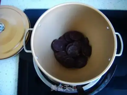 Make Blackcake popsicle step 12