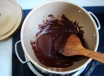 Make Blackcake popsicle step 13