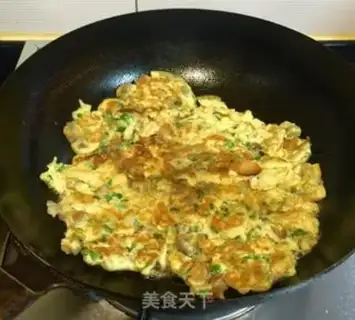 Make Fried eggs step 8