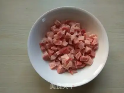 Make A soybean sprouts fan step 1