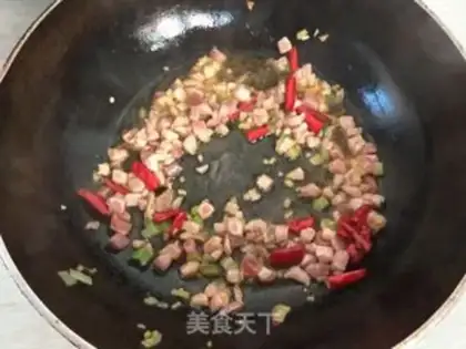 Make A soybean sprouts fan step 4