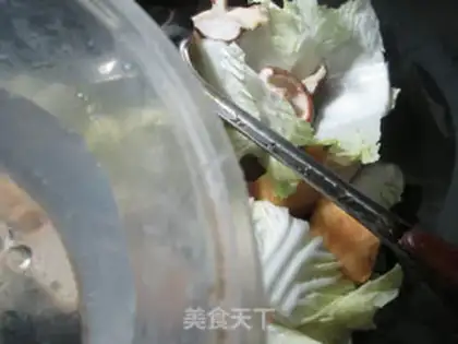 Make Soybean mushroom cabbage step 4