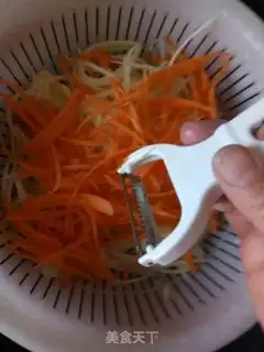 Make Medium Italy Noodles step 1