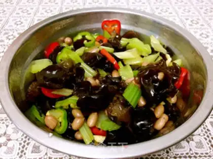 Make Celery peanuts with black wood step 8