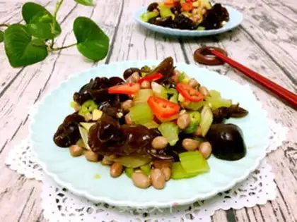 Make Celery peanuts with black wood step 9
