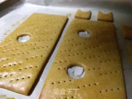 Make The White Dream Ginger House step 17