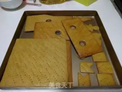 Make The White Dream Ginger House step 19