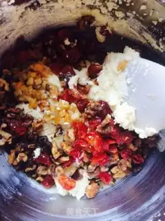 Make Dry fruit cheese buns step 1