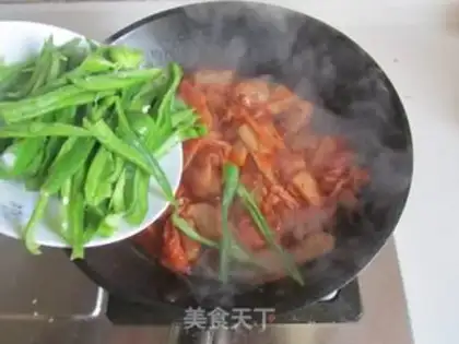 Make Hot cabbage makes meat step 4