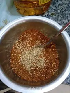 Make Sichuan oil spicy step 2