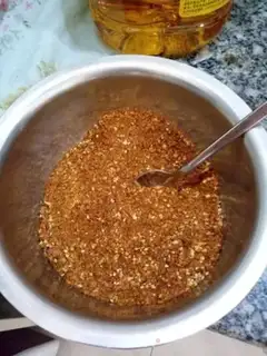 Make Sichuan oil spicy step 3