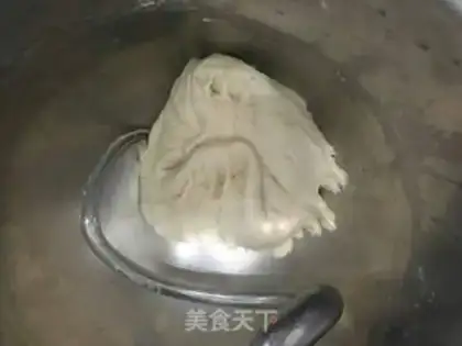 Make Old-faced bun making methods step 1