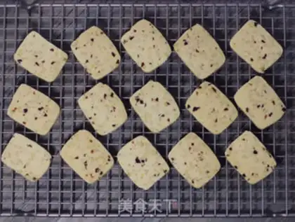 Make Cold Pine Cracker step 7
