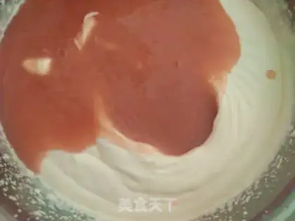 Make Eight inches free of strawberry mousse step 7